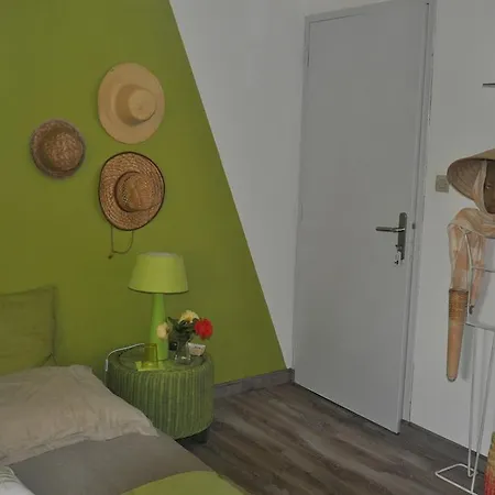 Les 5 Oliviers Bed & Breakfast Espondeilhan