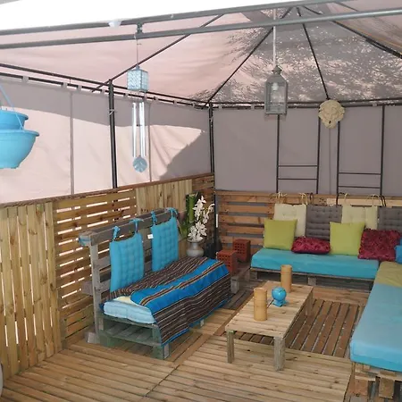 Les 5 Oliviers Bed & Breakfast